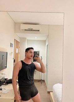 Massage Boy Happy Ending - Male escort in Jakarta Photo 6 of 9