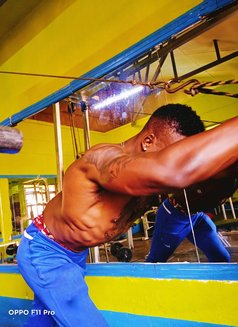 Massage by Max - masseur in Nairobi Photo 2 of 5