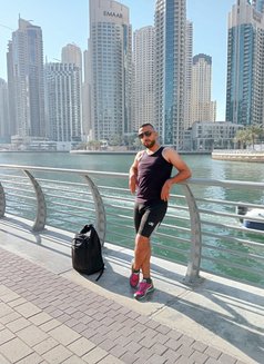 Massage Female and Couples Only - Acompañantes masculino in Dubai Photo 1 of 5