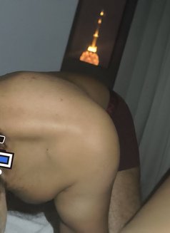 Massage & Full Service - Male escort in Colombo Photo 3 of 4