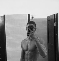 Massage Guy Accra - Male escort in Accra