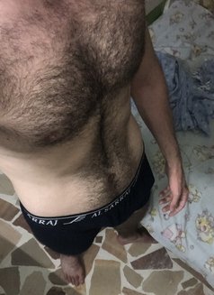 Massage / Hairy Sultan - Male escort in Dubai Photo 3 of 3