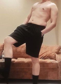MASSAGE & HOT FUN - Male escort in Riyadh Photo 3 of 3