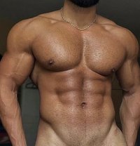Relaxing with Sam in Dubai - Male escort in Dubai
