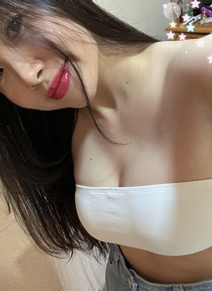 Massage Incall or Outcall - puta in Al Manama Photo 4 of 4