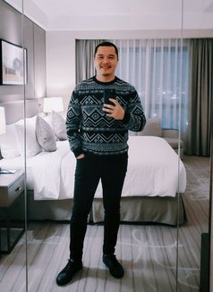 Massage Jakarta For Man - Male escort in Jakarta Photo 9 of 13