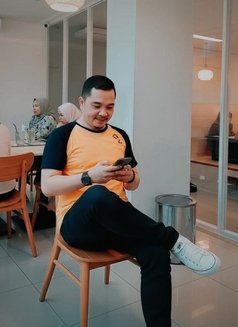 Massage Jakarta For Man - Male escort in Jakarta Photo 12 of 13