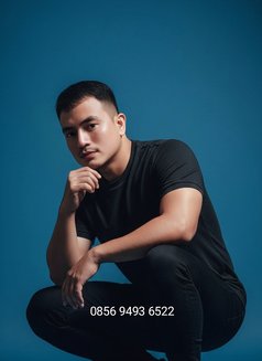 Massage Jakarta Indonesia - Male escort in Jakarta Photo 3 of 3