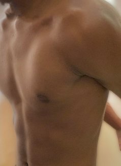 Massage Jake - Male escort in Colombo Photo 4 of 4