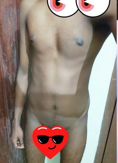 Massage Licking for Ladies & Couples - masseur in Colombo Photo 10 of 10