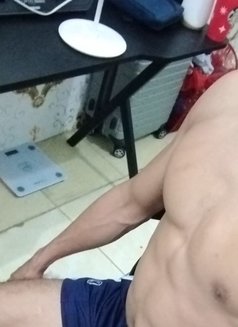 Massage Menbali - Male escort in Bali Photo 1 of 1