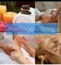 Massage Offer Hot Oil & Relaxing - masseuse in Osaka Photo 1 of 4