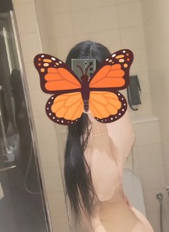 Massage only - escort in Riyadh Photo 11 of 13