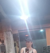 Massage Only With Pretty Transwoman - masseuse in New Delhi