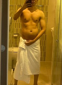Massage_Relaxation - Male escort in Colombo Photo 14 of 15