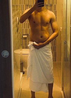 Massage_Relaxation - Male escort in Colombo Photo 15 of 15