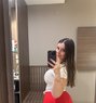 Massage Republic Best Girl - puta in Ahmedabad Photo 1 of 1