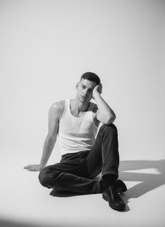 MASSAGE 🏽‍♂️ 🇷🇺 - Male escort in Dubai Photo 14 of 16