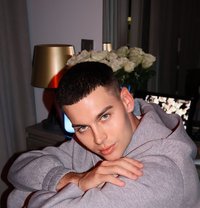 Dima massage 🏽‍♂️ - Male escort in Dubai Photo 1 of 10