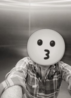 Massager & Indian Male escort - masseur in Pune Photo 1 of 2