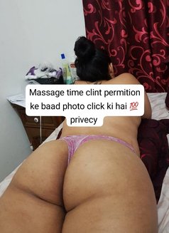 Massage service for femal - Acompañantes masculino in New Delhi Photo 6 of 6