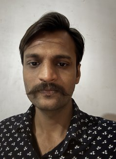 Massage service - Male escort in Bangalore Photo 5 of 5