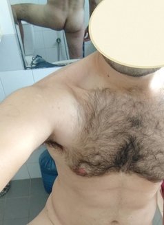 Male Escort (Outcall Service) مساج - Acompañantes masculino in Muscat Photo 8 of 13
