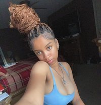 Brandy - escort in Tabuk