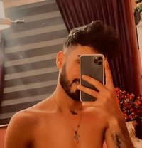 MASSAGE SEX PROFESYONEL - Male escort in Frankfurt