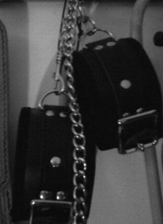 Massage/spanking - Male escort in London Photo 2 of 5