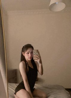 Massage - Transsexual escort in Khobar Photo 12 of 17