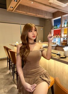 Massage - Transsexual escort in Khobar Photo 11 of 13