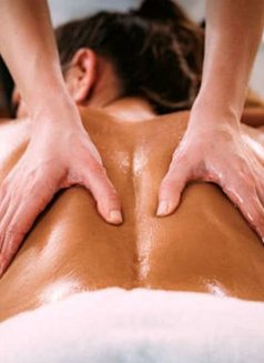 Massage Therapist for Ladies - Male escort in Doha Photo 3 of 7