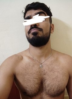 Massage Therapist - Acompañantes masculino in Mumbai Photo 4 of 6