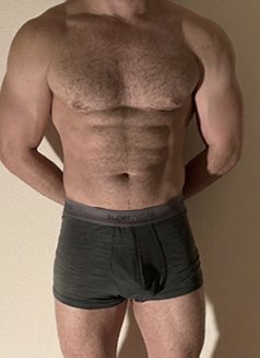 Massage Tokyo - Acompañantes masculino in Tokyo Photo 1 of 3