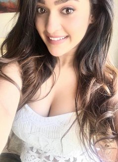 Massage Vip Incall or Outcall - escort in Abu Dhabi Photo 2 of 4