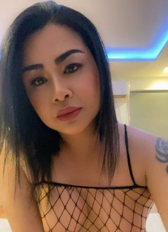 Massage with Big ass & big dick - Transsexual escort in Riyadh Photo 13 of 14