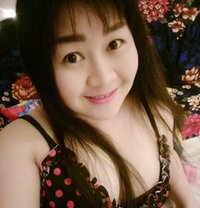 massage with fun full service - masseuse in Al Manama Photo 1 of 19