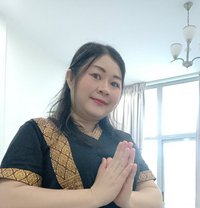 Professional massage therapist &prostate - Masajista in Al Manama Photo 1 of 30