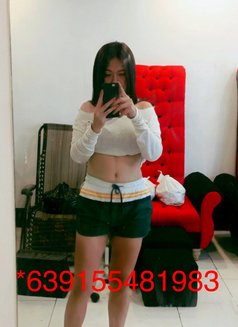 Come for a little piece of heaven - Transsexual escort in Singapore Photo 4 of 8