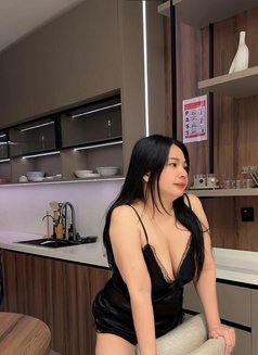Massage with sex - masseuse in Khobar Photo 2 of 7