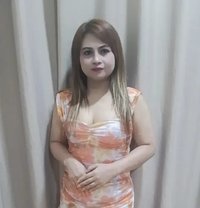 Massage with 🩷 - masseuse in Al Manama Photo 3 of 6