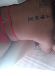 Massage Zen Ladies - Agencia de putas in Cape Town Photo 8 of 12