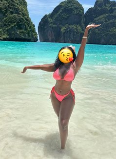 Pretty Damsel - escort in Accra Photo 5 of 7