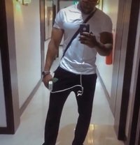 Massageking - Male escort in Dakar