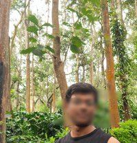 Massager Akash - Acompañantes masculino in Bangalore