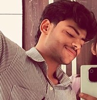 Experience massager - Male escort in Gurgaon