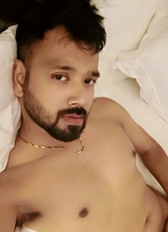 Massager With Fun - Male escort in New Delhi Photo 8 of 11