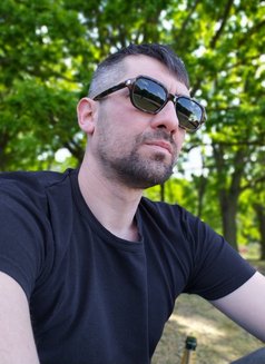 Massaggio erotico e gigolò per donne - Male escort in Bari Photo 8 of 11