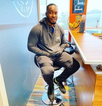 Massause7inch - Male escort in Nairobi